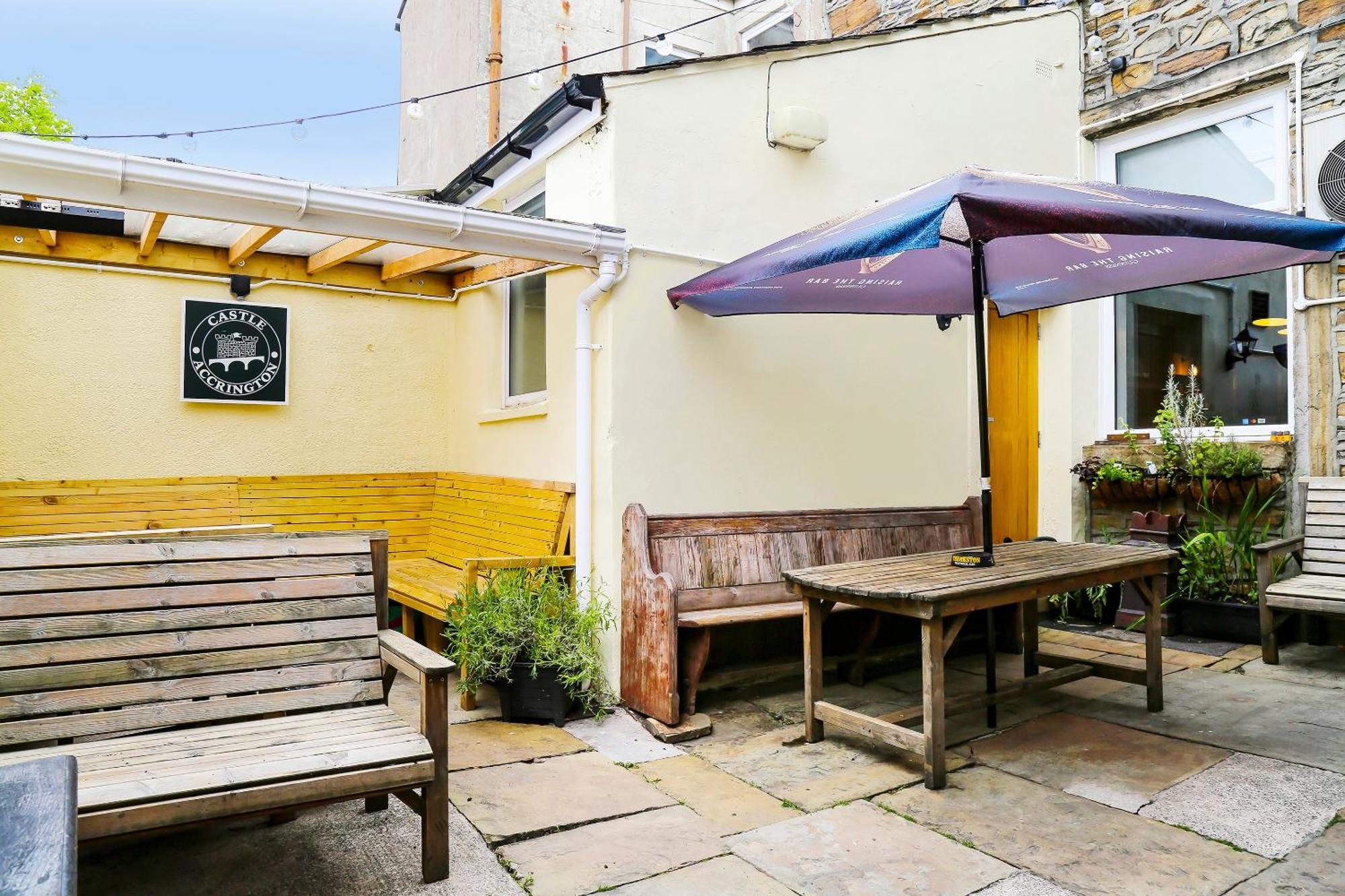 Oyo Castle Hotel, Accrington Zewnętrze zdjęcie